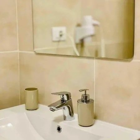 Apartment Lovely Near The With Pool & Wifi Caleta De Fuste
