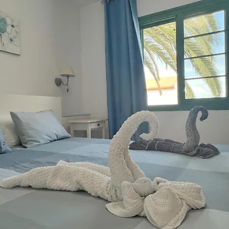 Lovely Near The With Pool & Wifi Caleta De Fuste